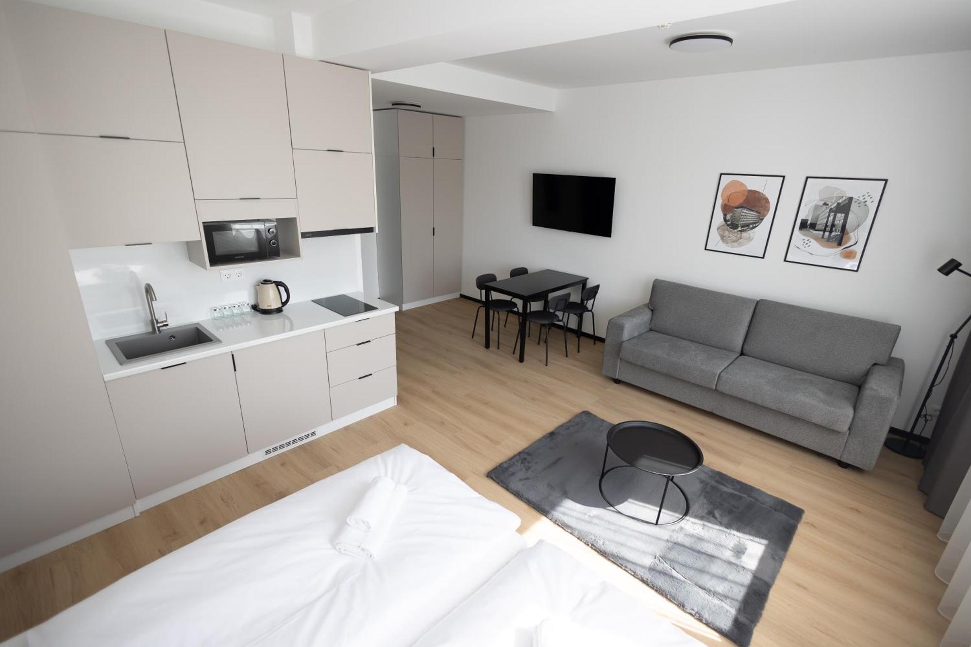 Central Residence Apartmanok มิชโคลซ์ ภายนอก รูปภาพ